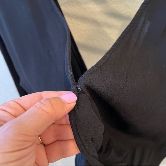 ASTR The Label Black Long Sleeve Romper - Picture 5 of 10